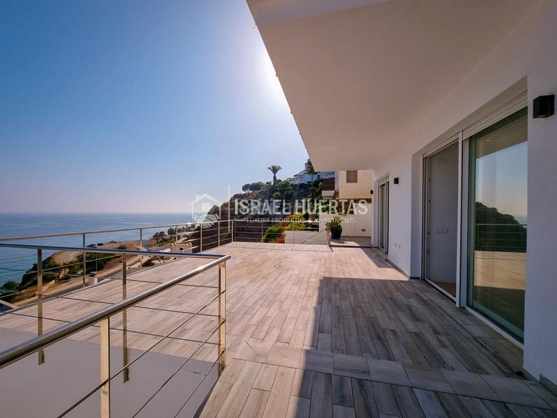 Foto f4d45fc0-4f04-4be3-b7e7-13abe79fe7d0. Casa amb calefacció aparcament piscina a Chaparil - Torrecilla - Punta Lara Nerja