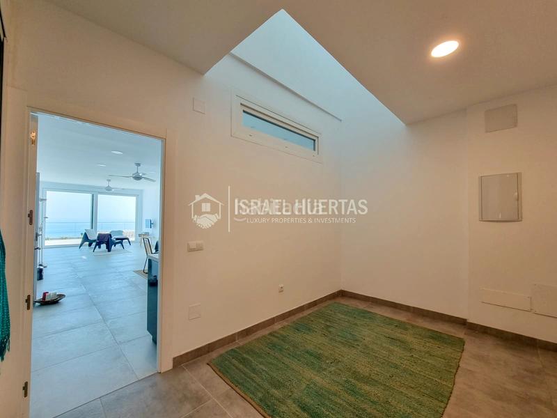 Foto f5f1f436-1918-4a64-b018-3b5f4655af73. Casa amb calefacció aparcament piscina a Chaparil - Torrecilla - Punta Lara Nerja