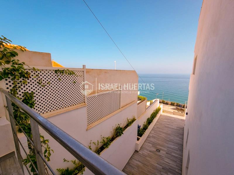 Foto f9215f6f-3510-42ef-8055-63db033374a9. Casa amb calefacció aparcament piscina a Chaparil - Torrecilla - Punta Lara Nerja