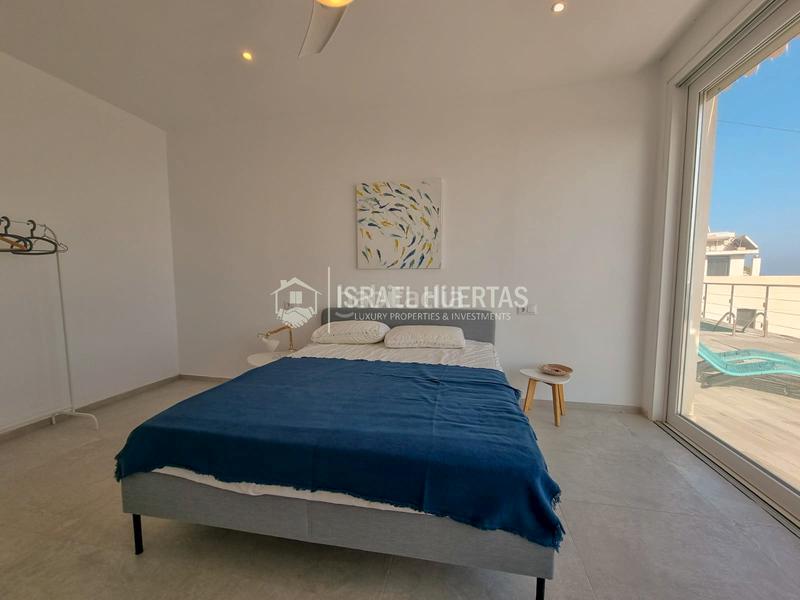 Foto fcd9ad93-54cb-4e03-8987-0d09e685e68b. Casa amb calefacció aparcament piscina a Chaparil - Torrecilla - Punta Lara Nerja