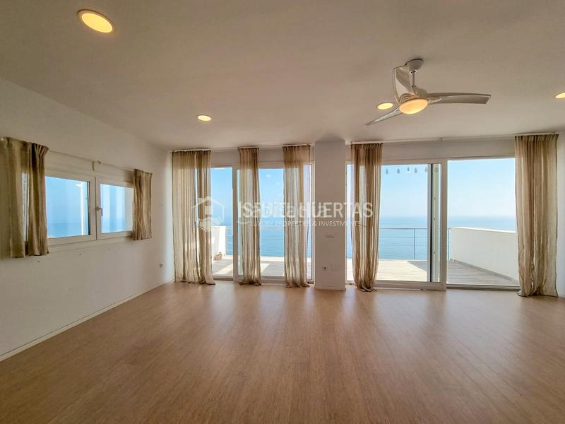 Foto fe337d41-2c75-40ed-b69e-c6323b5e7d80. Casa amb calefacció aparcament piscina a Chaparil - Torrecilla - Punta Lara Nerja