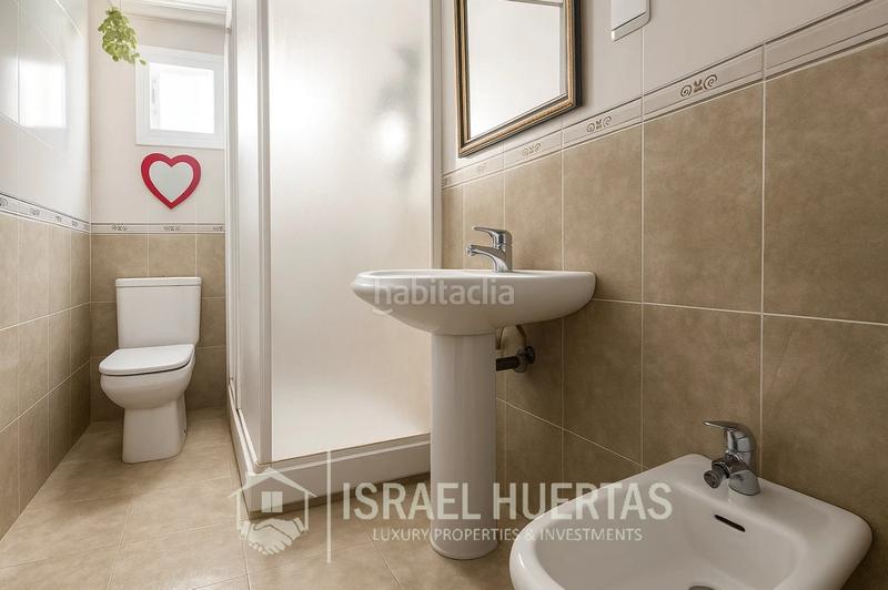 Foto dbfe037b-47e7-4389-bff2-9ff1303ad619. Pis a Torrox pueblo Torrox
