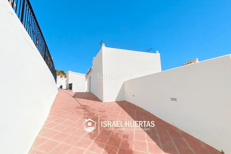 Foto d56c97f9-05e6-48c4-a77a-5d2563e84115. Casa a schiera in Torrox pueblo Torrox