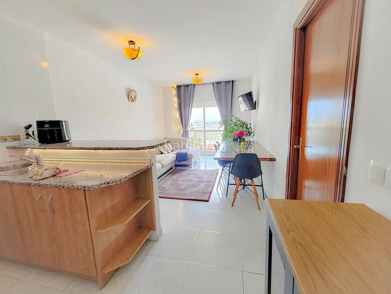 Foto 3cc532a9-176a-4e84-b8f9-f5180abcc0e1. Appartement dans calle brisamar 26 dans Torrox park Torrox