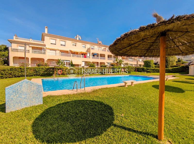 Foto 42ebcc48-e336-47e0-a30f-5e0683d5b2ce. Appartement dans calle brisamar 26 dans Torrox park Torrox