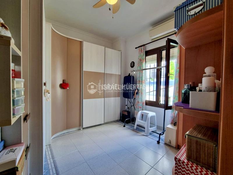 Foto 6d3f793a-eeb7-4b45-8b57-ff466aea3550. Casa aparellada a Centro Nerja