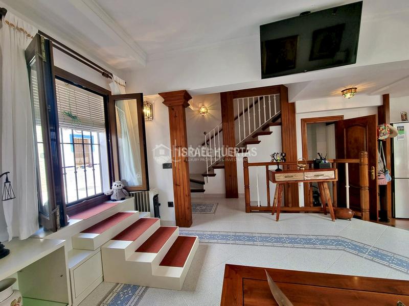 Foto b24172e4-c4cf-4f7f-99e3-c3a9ed397aaa. Casa aparellada a Centro Nerja