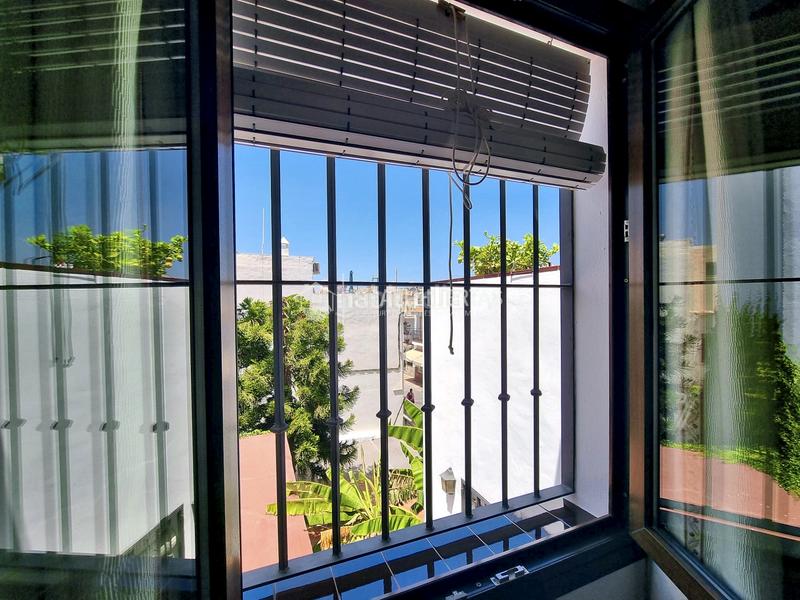 Foto e5aa50a3-4228-471b-b3fd-d594e16daebe. Casa aparellada a Centro Nerja