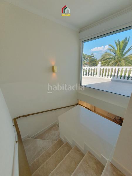Foto eb547052-e65b-429c-abe8-75d8222064c0. Chalet con camino riscaldamento parcheggio piscina in Dénia