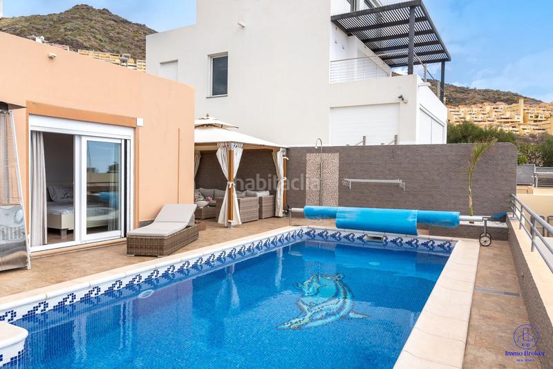 Foto fdf5e0a8-7dc2-4885-82e2-bb984c3d8bae. Chalet in Playa Fañabé Alto Adeje