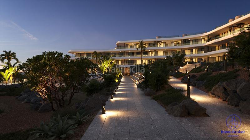 Foto 0440cb3d-28a3-486d-b0de-180da25107f1. Piso lujoso apartamento con vistas panorámicas en costa en Adeje