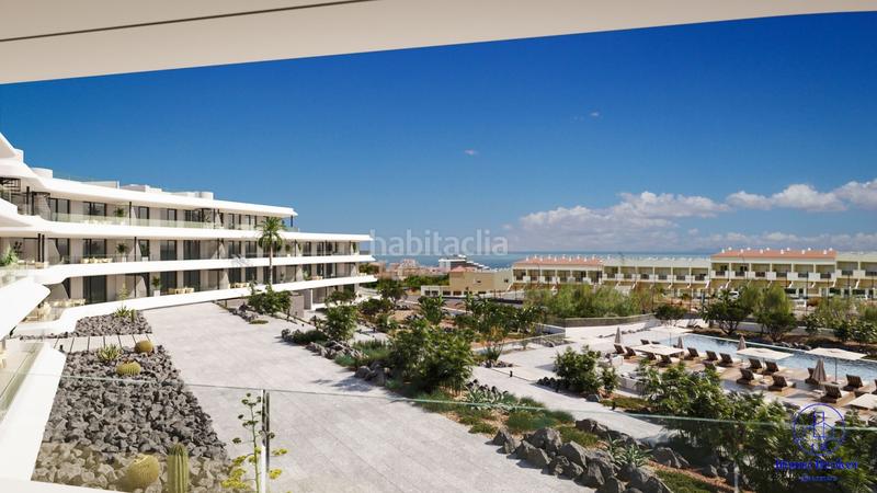 Foto 2c82c2d1-0837-40c4-a3b9-0790bab6bb2a. Piso lujoso apartamento con vistas panorámicas en costa en Adeje