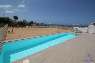 Apartament a Playa del Duque. La escapada definitiva vida de lujo en baobab suites