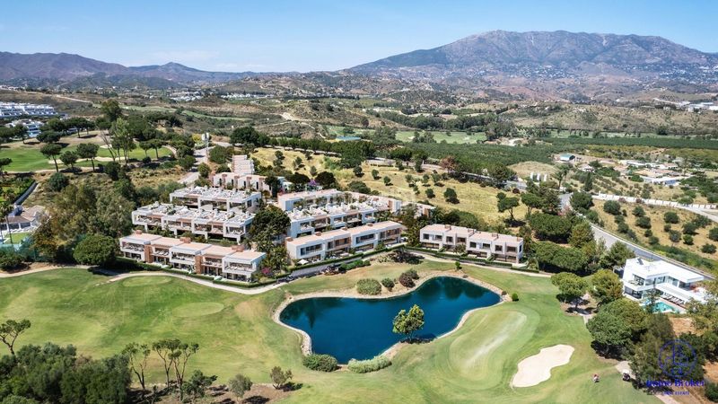 Foto 0a5535f2-ded4-4d81-91be-0dce7496f24f. Casa adossada amb calefacció piscina a La Cala Golf - Lagar Martell Mijas