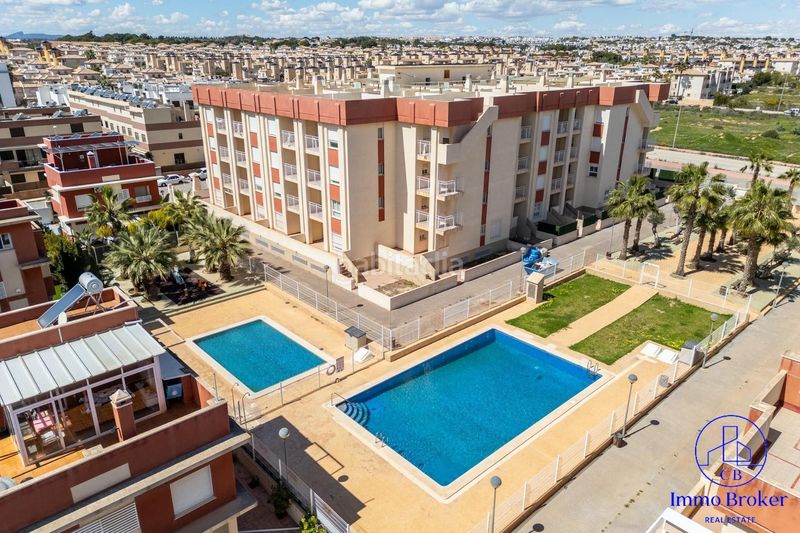 Foto 9152b911-2314-4e1d-bb9f-e3e87708d058. Pis amb calefacció piscina a Lomas de Cabo Roig - Los Dolses Orihuela
