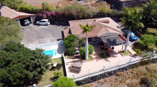 Masia en Tamaimo - Arguayo. Casa rural con vistas al oceano