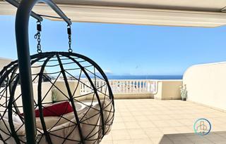 Piccolo appartamento in Puerto de Santiago. Apartamento de tres dormitorios con vistas panorámicas al mar