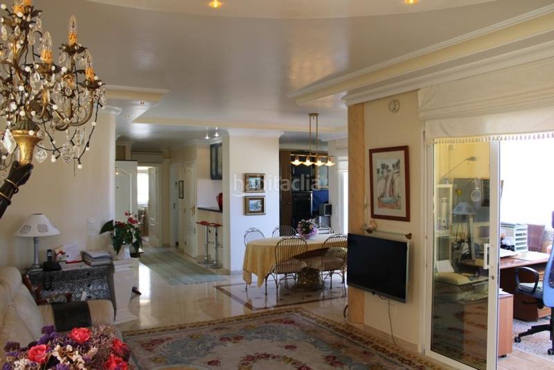 Foto 6d8ef4c6-6a45-40de-a2c1-c1998c17cc80. Chalet villa ideal para inversión o vivienda familiar en Santiago del Teide