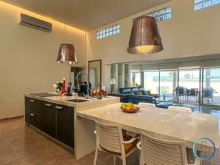 Chalet à Palm - Mar. Descubra la villa de sus sueños en palm mar!