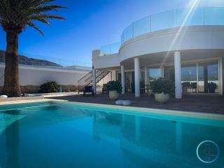 Chalet in Palm - Mar. Descubra la villa de sus sueños en palm mar!