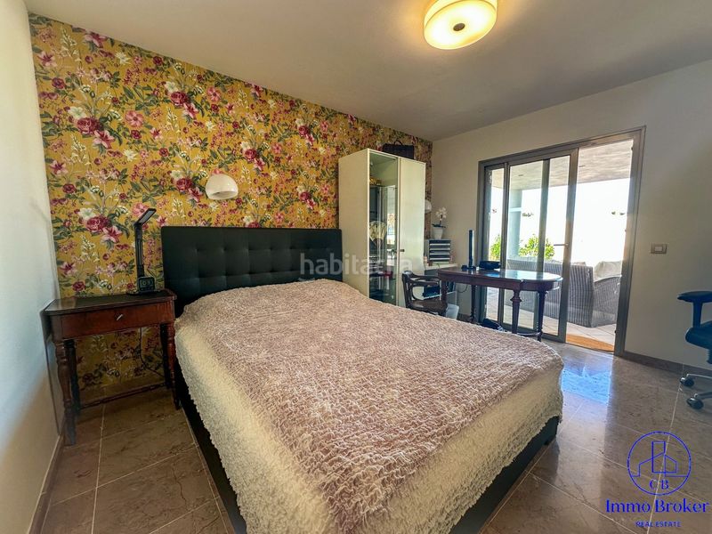 Foto 6af49a5f-c516-45e2-b24b-eaf81a3a4fd9. Xalet amb aparcament a Palm - Mar Arona