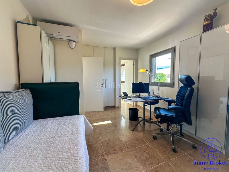 Foto d41f73d7-38a1-4f29-ae15-b47b424a5367. Xalet amb aparcament a Palm - Mar Arona