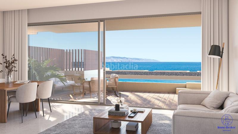 Foto 592942dd-e8e9-4b40-90a9-5b7571162f74. Casa adosada vida moderna en una zona tranquila en Adeje