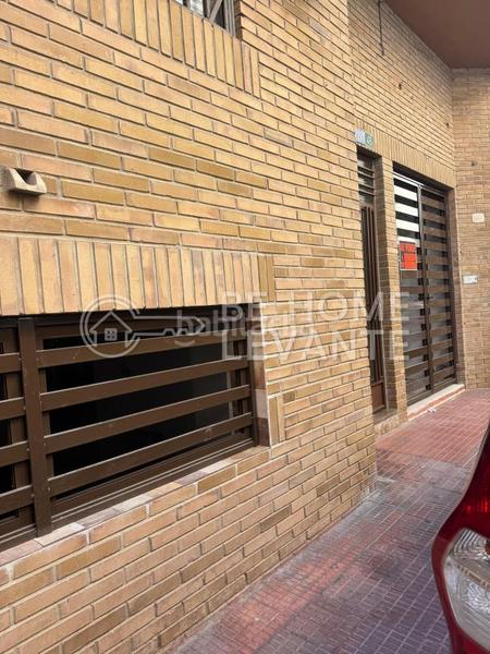 Foto a4aa3491-cbed-4313-b362-9fb88bf39046. Local comercial a Los Ángeles Alicante