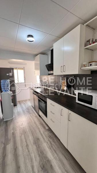 Foto 1cb8e325-cb79-4084-ad5b-424008fc4906. Appartamento con riscaldamento parcheggio in Nou Alacant Alicante
