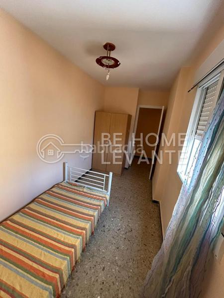 Foto 0e09bc51-3b8e-475d-bca2-5f9e466fa5be. Piso en Carolinas Bajas Alicante