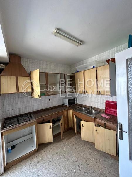 Foto a49055a4-c73f-4ac7-ab65-24aa1a046034. Piso en Carolinas Bajas Alicante