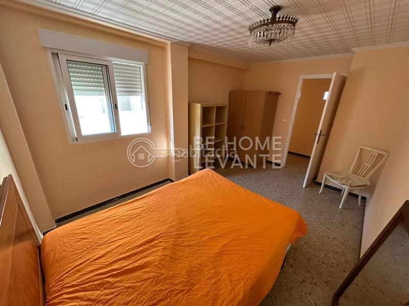 Foto ca85e692-d991-40a9-89c4-f81d5824b2eb. Piso en Carolinas Bajas Alicante