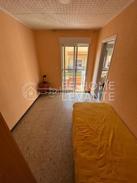 Foto e5ed5de2-65f0-4848-b064-8f7fdedc29bd. Piso en Carolinas Bajas Alicante