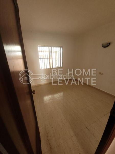 Foto 036c414e-7d99-43fb-b672-de6b557161ab. Flat with heating in Carolinas Altas Alicante