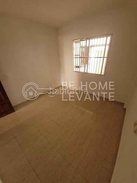 Foto 24f8f6de-473a-4b5c-8ff9-5b4f037a6f7c. Flat with heating in Carolinas Altas Alicante