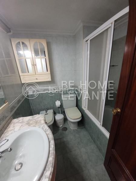 Foto 2d76d467-3e6b-47c8-9088-3a84e9b8b3cb. Piso en Carolinas Altas Alicante