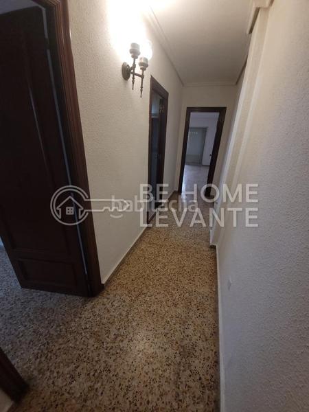 Foto cfcd0304-1a85-4c60-b08a-47614297bec2. Piso en Carolinas Altas Alicante