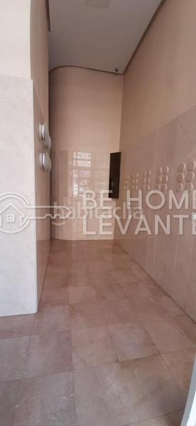 Foto b162b0b8-e08a-40d9-aec0-feb1a76c4ba6. Lloguer pis amb calefacció a Virgen del Remedio - Parque Lo Morant Alicante