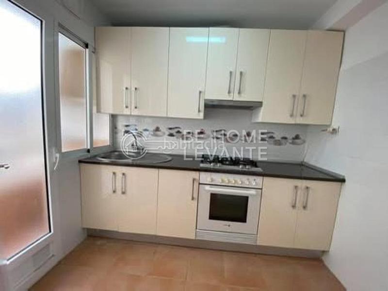 Foto 36b4ea7b-cbf3-4d3b-b669-f1ed3704b83e. Appartamento con riscaldamento in San Blas Alicante
