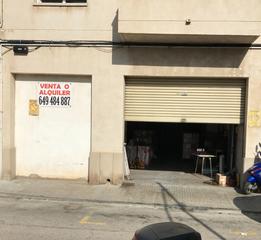 Local commercial à Carrer de la Bòbila 7