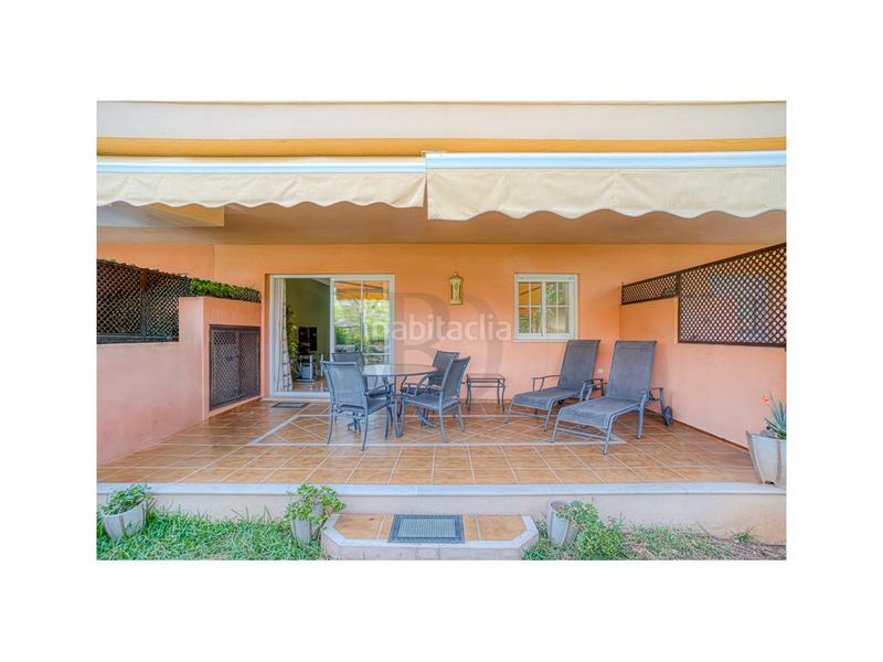 Foto 7774f028-3918-45d7-832e-900d7da5e9d0. Apartament amb aparcament a Santa María Marbella