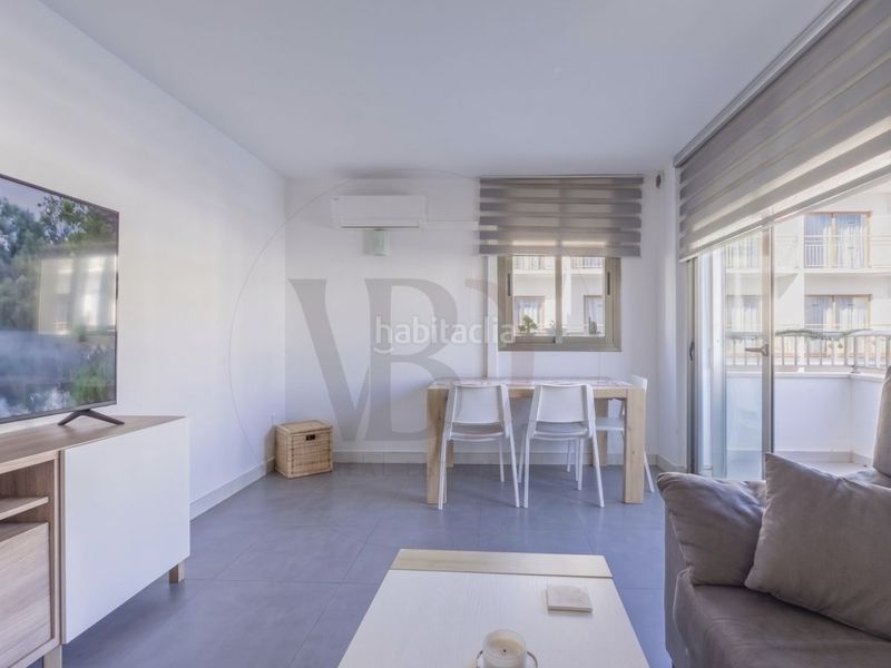 Foto b20f1c08-6061-49b0-8a11-39d59ce6ec58. Apartament amb aparcament a Sant Antoni de Portmany