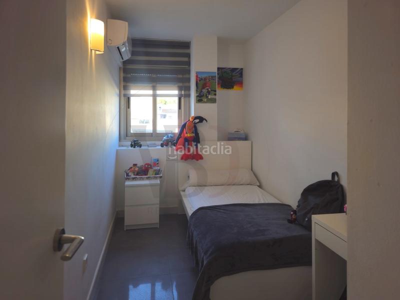 Foto ec9bc8c5-d48d-4a1e-83bb-85938aa228c2. Apartament amb aparcament a Sant Antoni de Portmany