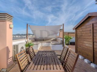 �tico  Calle josep zornoza bernabeu. �tico con terraza de 82 m, hidromasaje y barbacoa en ibiza ciuda