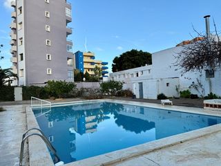 Planta baixa a Ses Figueretes - Platja d'en Bossa - Cas Serres. Planta baja para reformar con piscina en playa den bossa, sant j