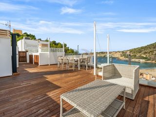 Apartament a Cala Vedella-Cala Tarida. Apartamento con vistas al mar en cala vadella con terrazas y cer