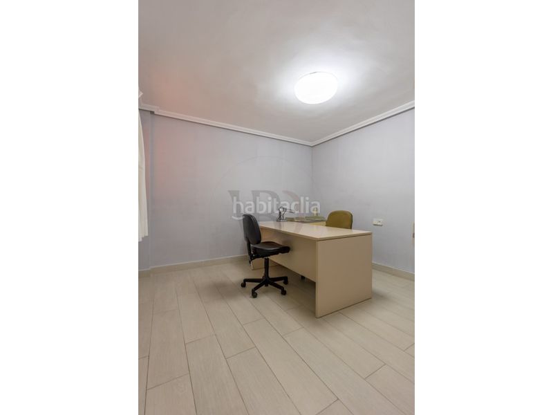 Foto 35ed49c7-b393-4036-a3c3-bff3b0ef215f. Apartament amb aparcament a S´Eixample-Can Misses Ibiza
