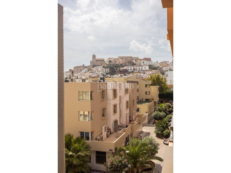 Foto 409176c0-30d6-4713-95e3-cedf052ad6e8. Apartament amb aparcament a S´Eixample-Can Misses Ibiza