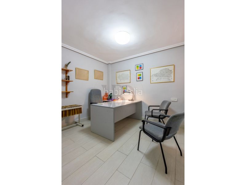 Foto 708bf339-9812-40a2-9f2c-8b710dca31b3. Apartament amb aparcament a S´Eixample-Can Misses Ibiza