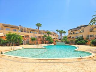 Apartament  N/a. Apartamento bajo elevado, 2 hab, terraza, jardin, piscina